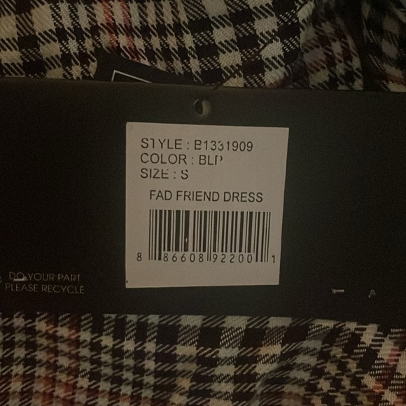 Volcom Fab Friend mini dress - Picture 6 of 6